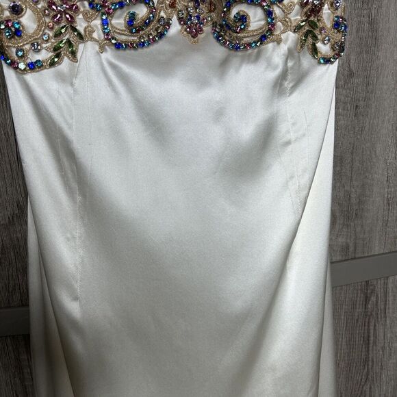 Sherri Hill Silk Ivory Formal Dress Jeweled Open Back Train Size 10 Altered - Picture 5 of 16